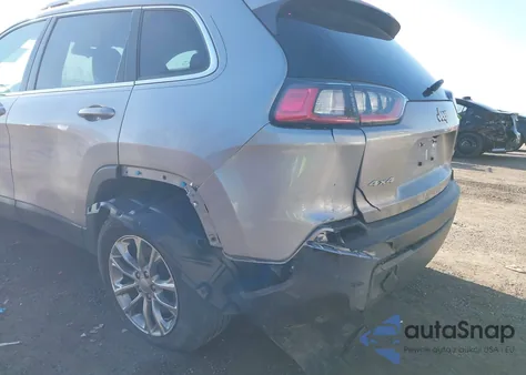 2019 Jeep Cherokee Latitude Plus 4X4 from USA, damaged, VIN 1C4PJMLX1KD126391